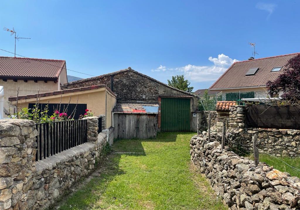 Comprar antiguo pajar en Pinilla del Valle-7