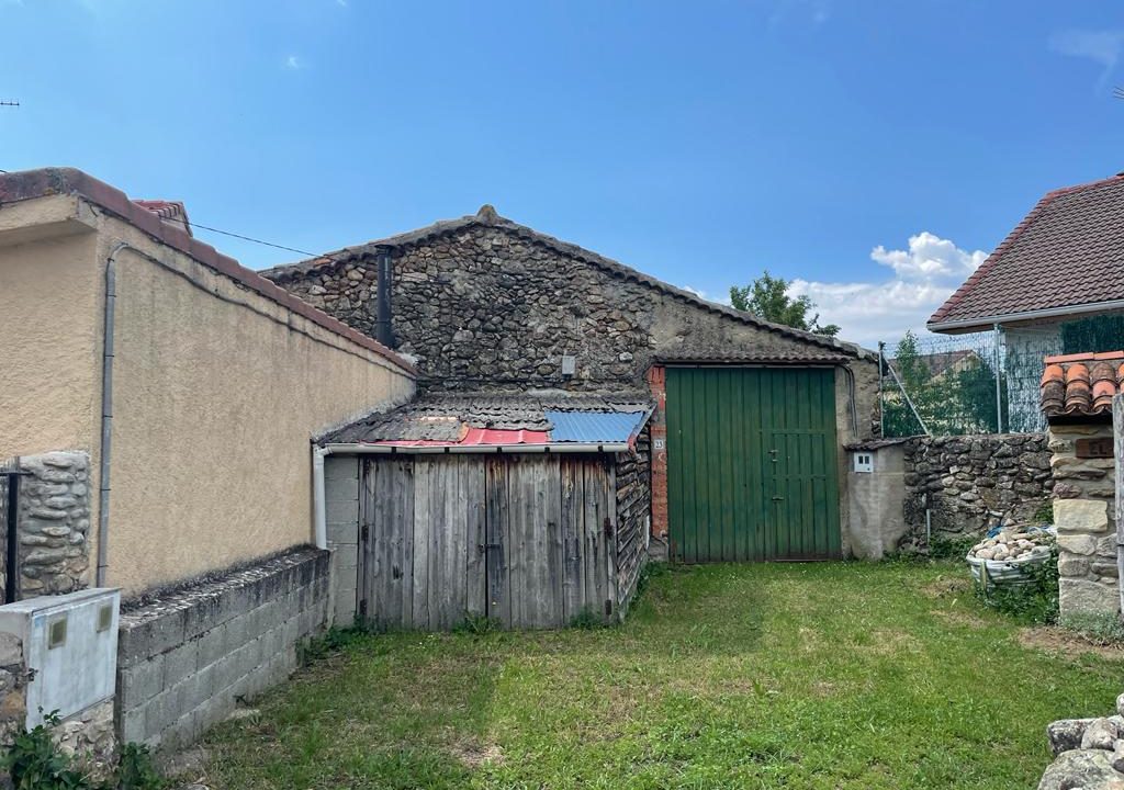 Comprar antiguo pajar en Pinilla del Valle-8