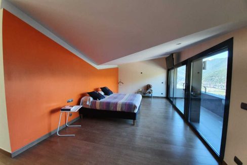 Venta espectacular chalet urbanitzacion Els oriosos Versusandorra