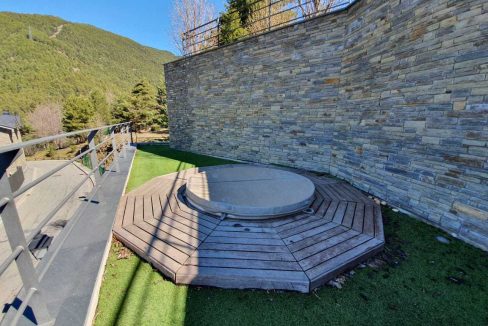 Venta espectacular chalet urbanitzacion Els oriosos Versusandorra