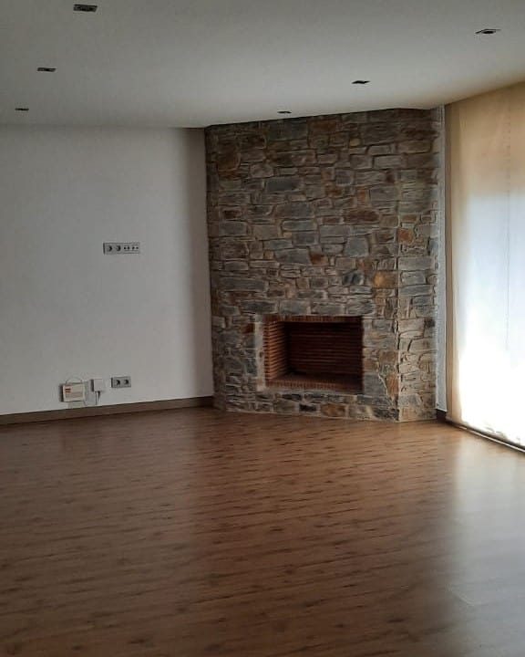 Atico duplex Urb Les taulades Venta Versus Andorra