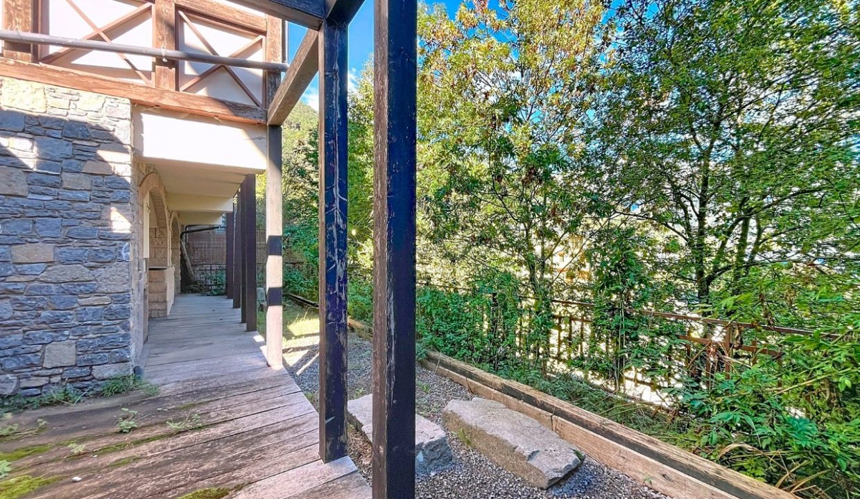 Casa con jardin Agudes park 15