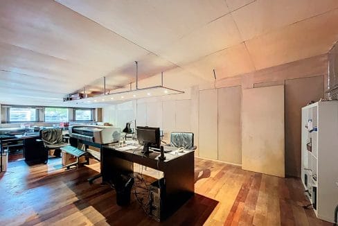 Casa con jardin Agudes park 16