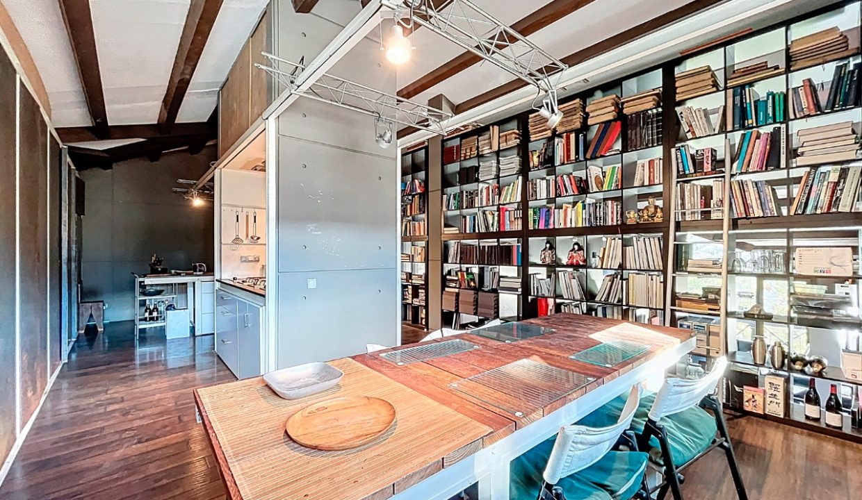 Casa con jardin Agudes park 20