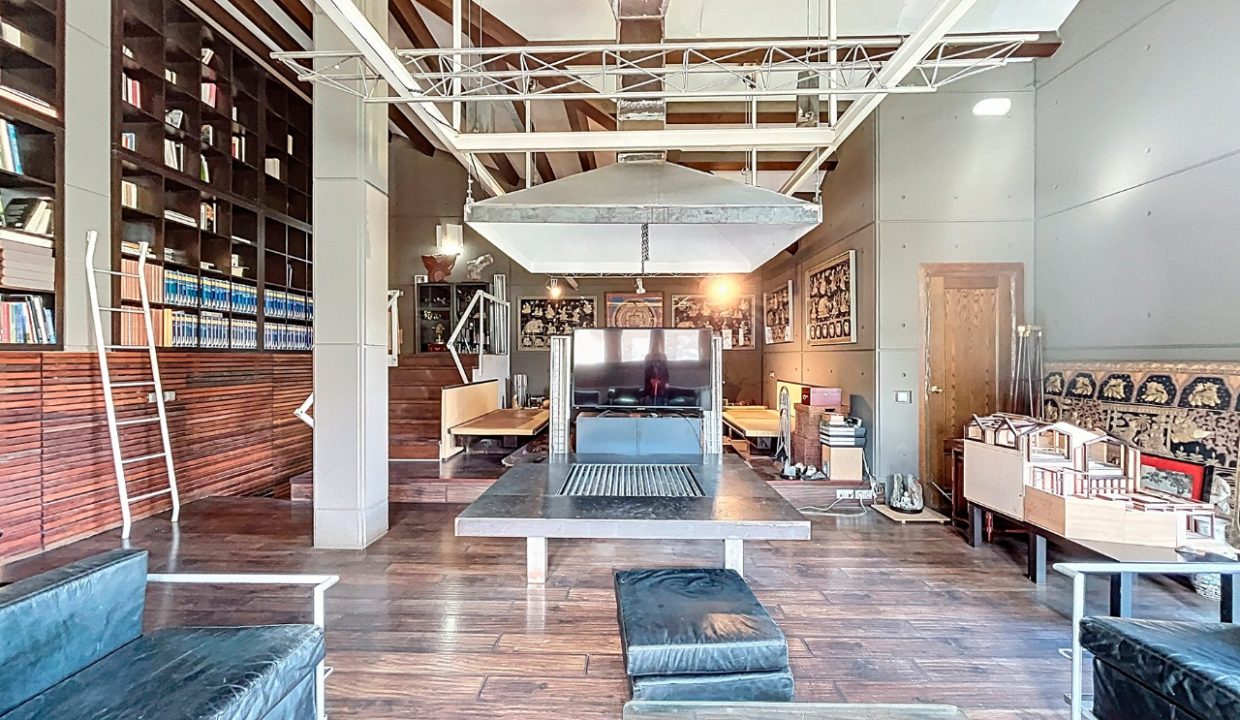 Casa con jardin Agudes park 21