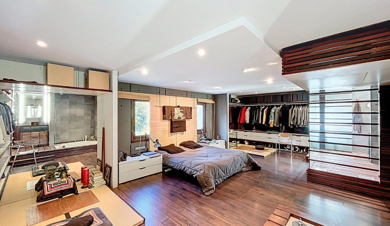 Casa con jardin Agudes park 23